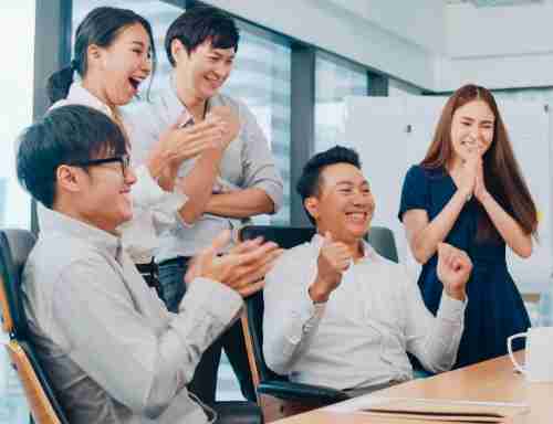 在888.BY集团电子游戏学习、、成长茁壮